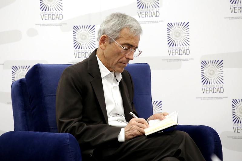 Francisco de Roux en la contribución a la verdad de Samper