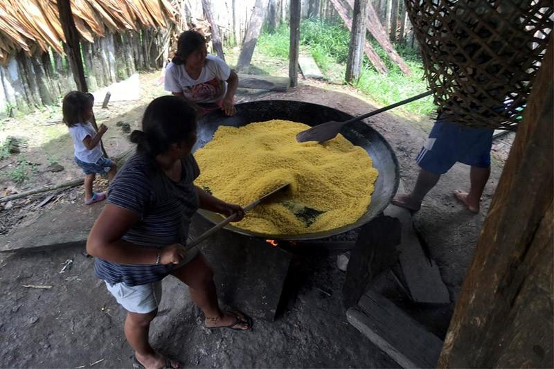 Mujeres de la palabra dulce