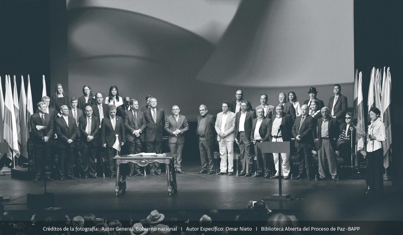 Firma del Acuerdo Final para la Terminación del Conflicto y la Construcción de una Paz Estable y Duradera en el Teatro Colón, 24 de noviembre de 2016, Bogotá. 